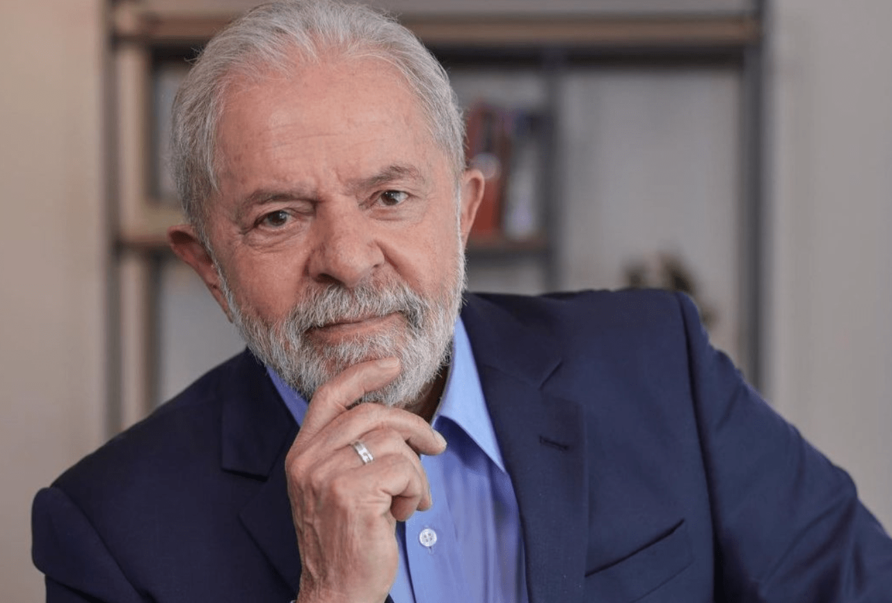 Luiz Inácio Lula da Silva é eleito presidente do Brasil Lance