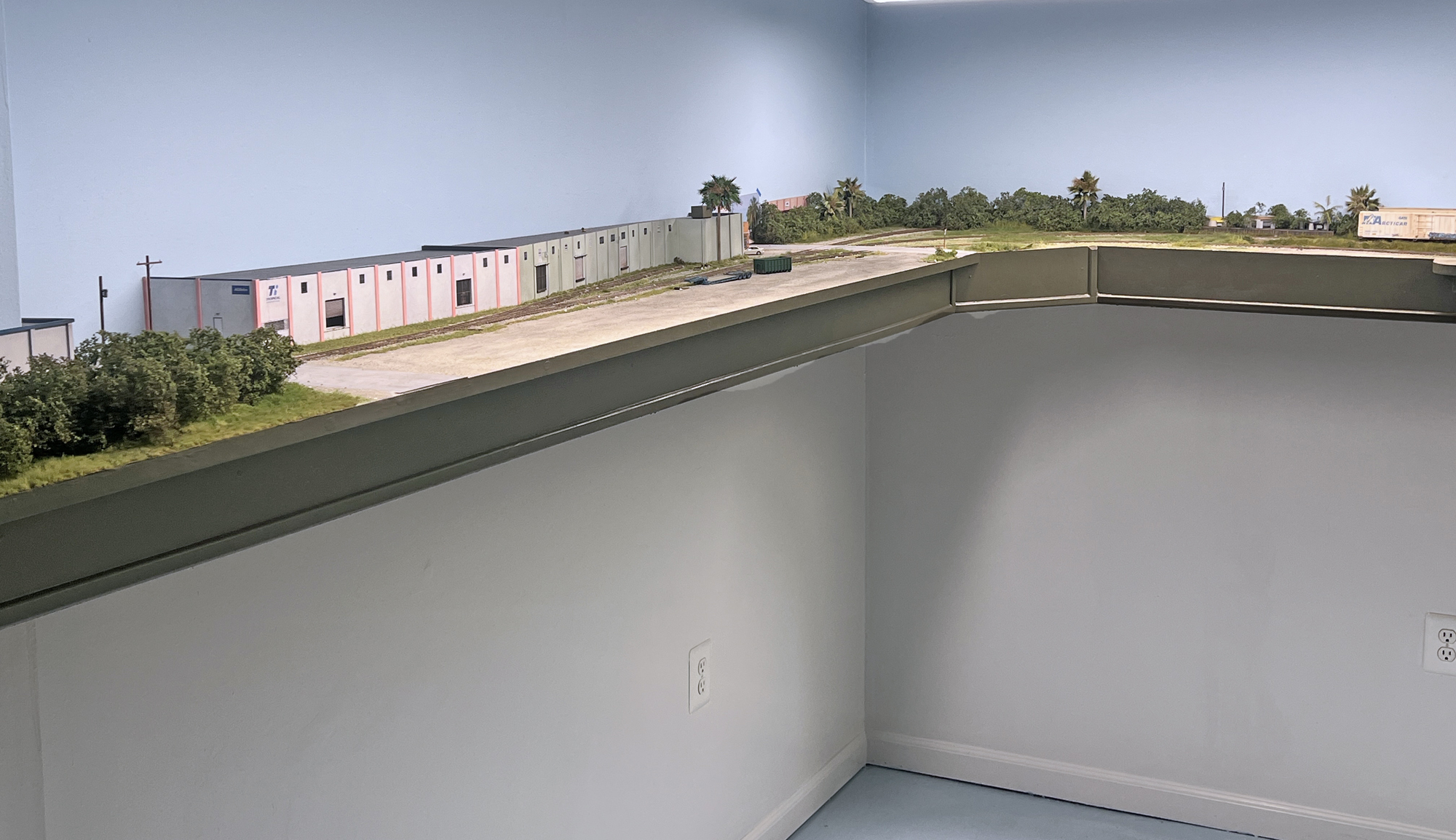 State of the Union East Rail Lance Mindheim Custom Model Railroad