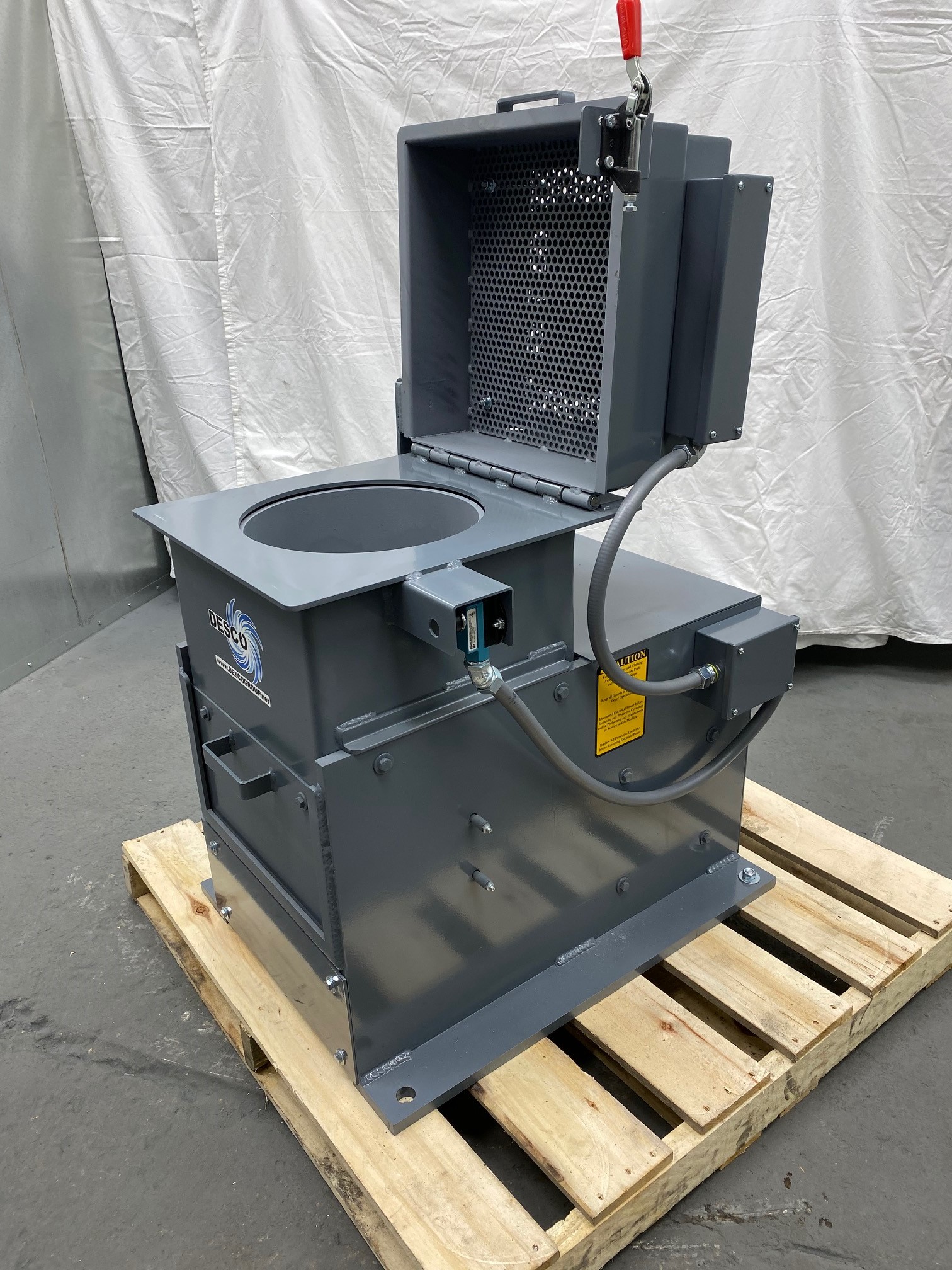 New Spin Dryer New Holland 18" x 18" K90 Spin Dryer SD2541CSpin