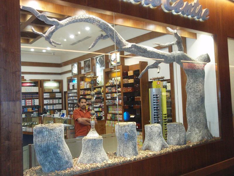 smoker center at mall of emirates Land8