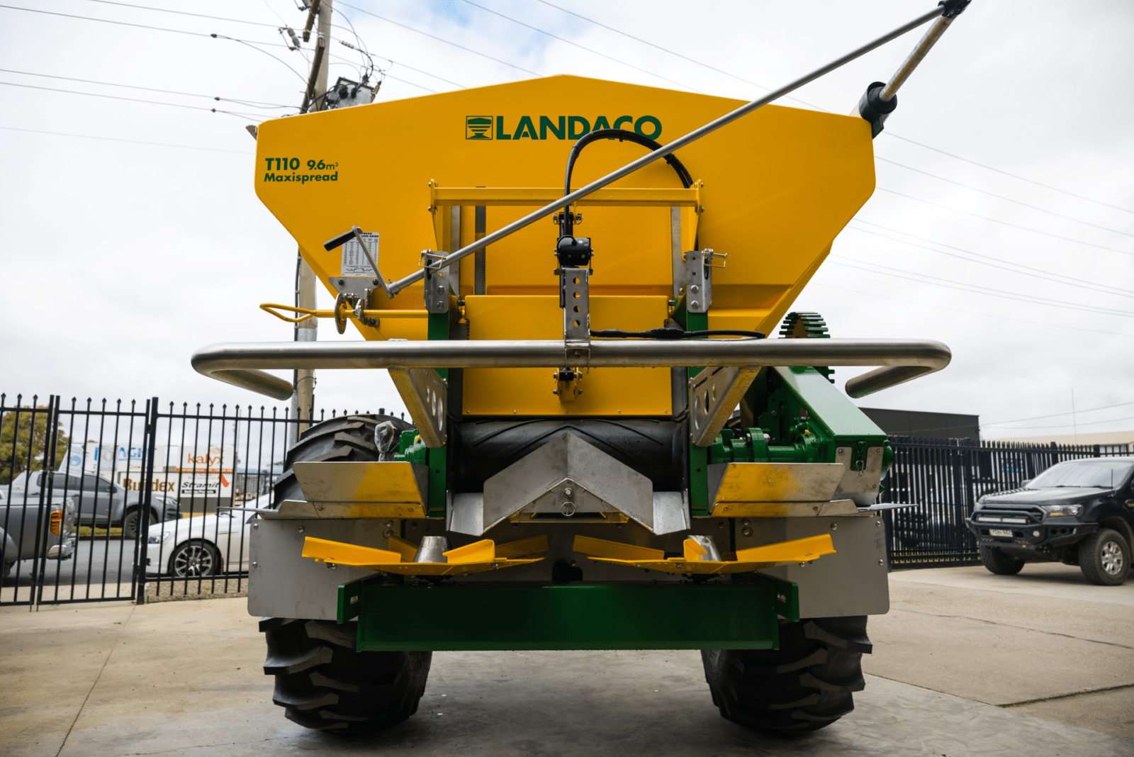 Landaco Maxispread T110 11 Tonne Fertaliser Spreader