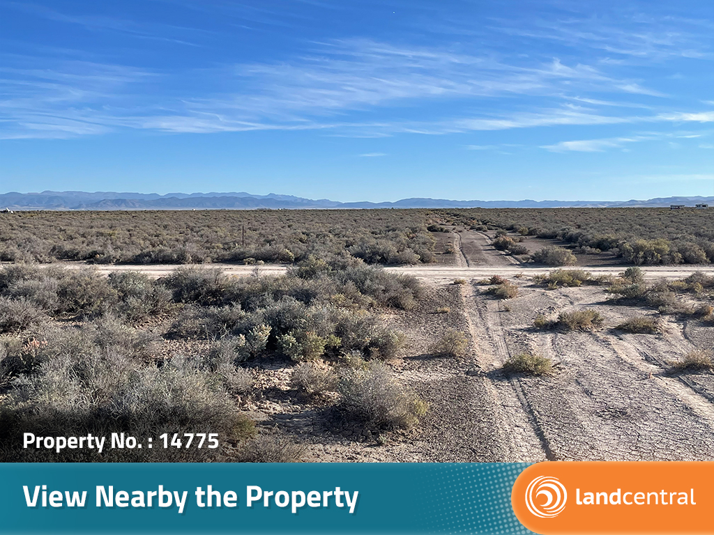 Nice sized property in the flatlands surrounded by mountains8
