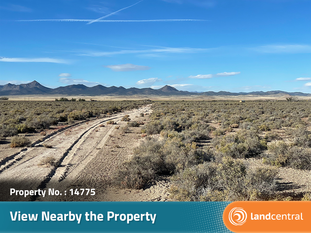 Nice sized property in the flatlands surrounded by mountains4