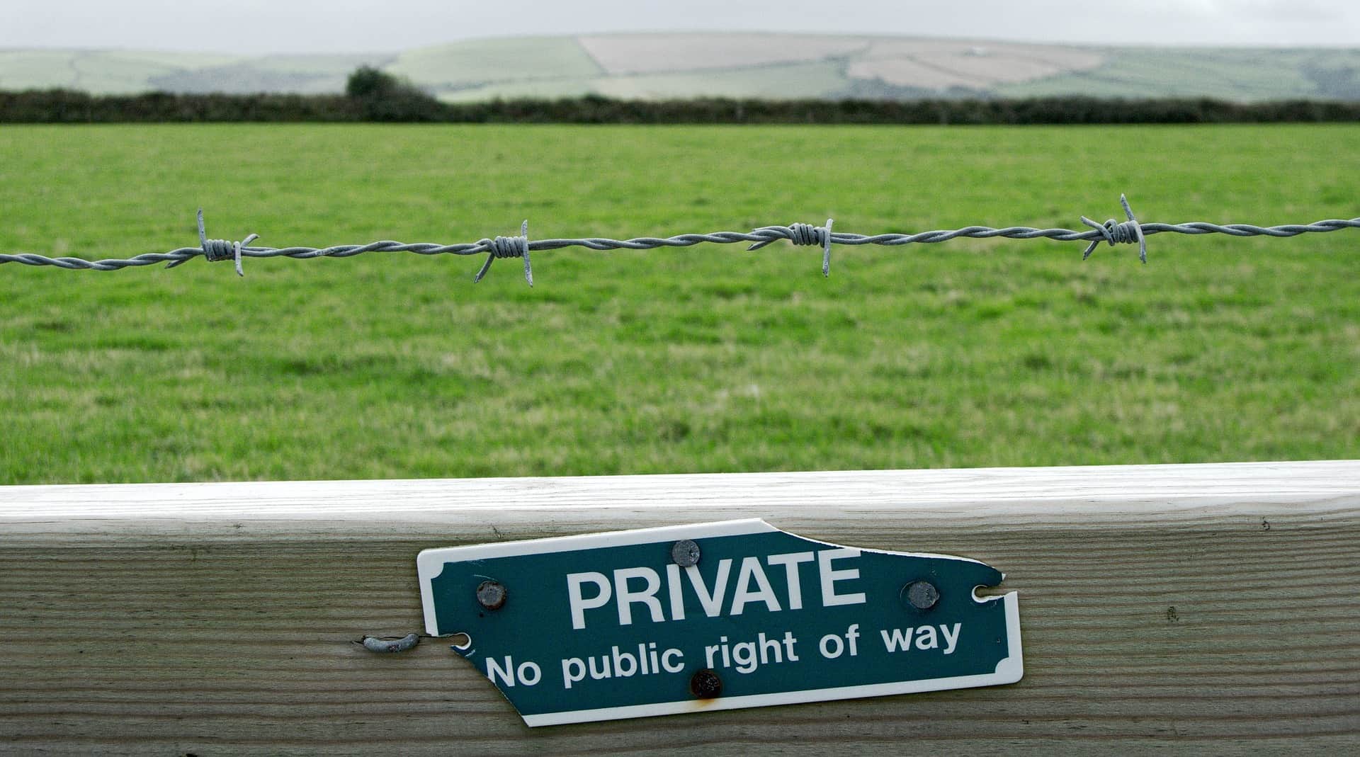 Should I Buy A Landlocked Property? Land Friday Cheap Land