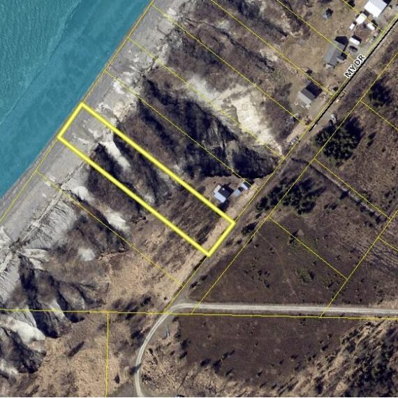 File L131 Lodge & Duplex on Denali Highway (New Listing 062023