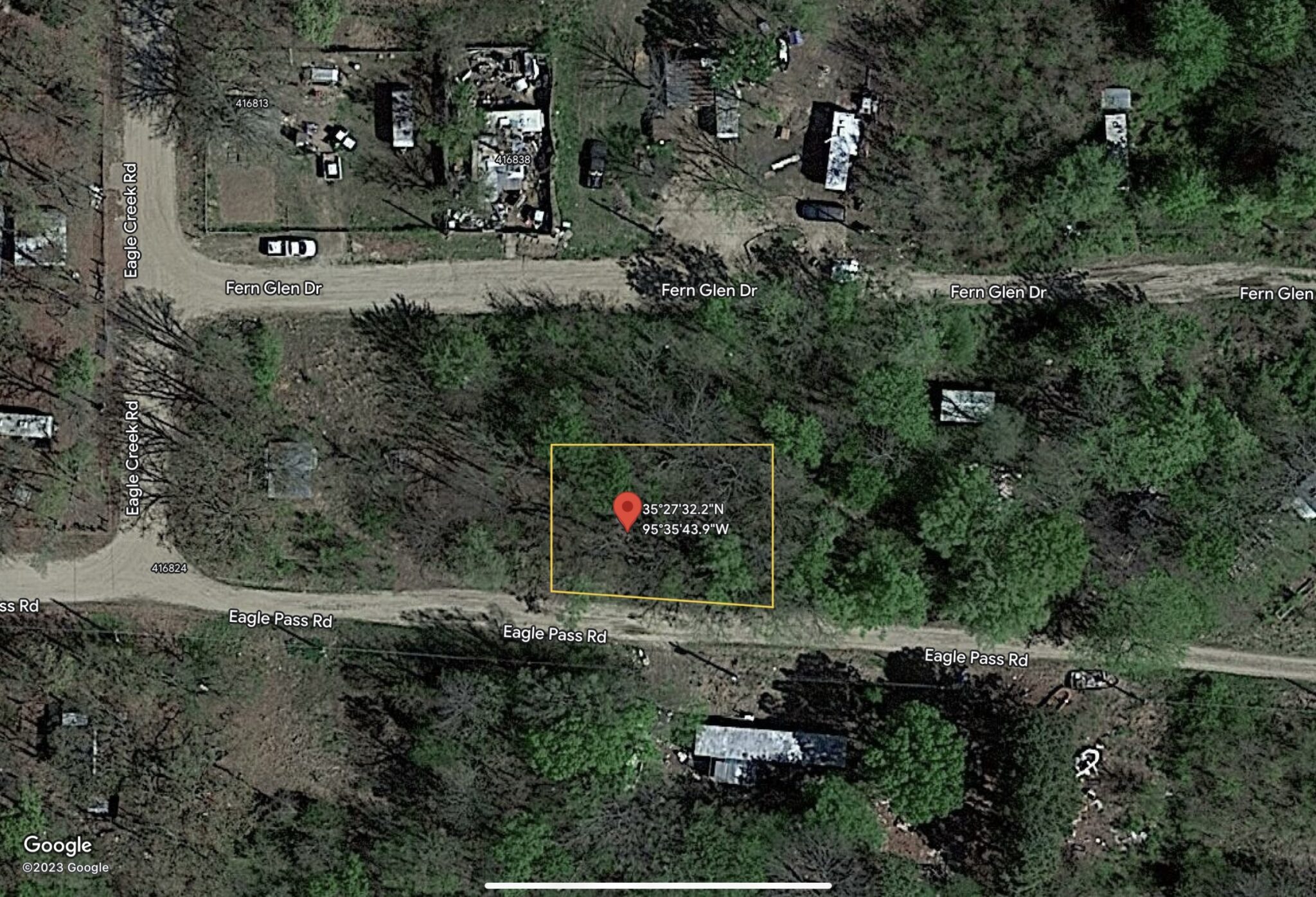 Camping / Living Land , Checotah , Ok. .06 acres LAND IS HOME