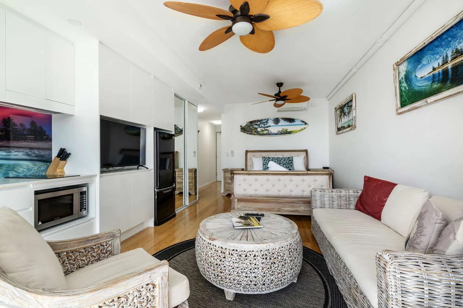 Studio Beach Executive Landmark Resort & Spa