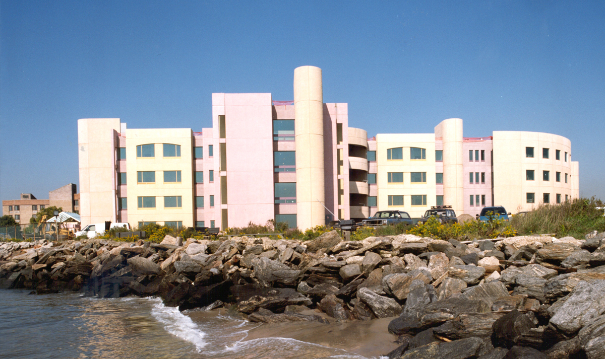 Menorah Home and Hospital Landow & Landow Architects AIA
