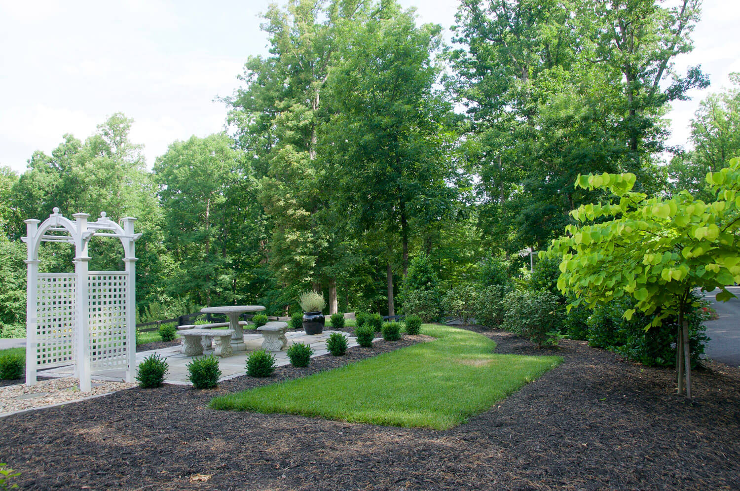 EScapes Landscaping Commercial Landscape Maintenance & Design