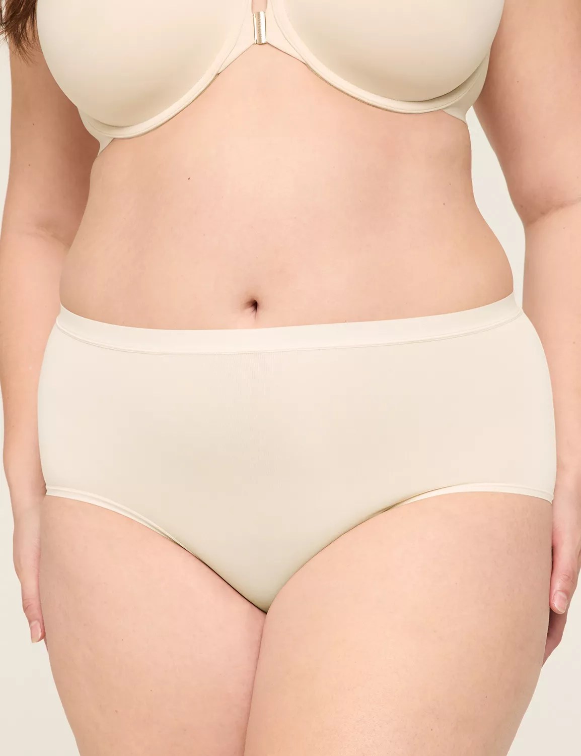 1100566S Wide WB Tailored No Show LaneBryant