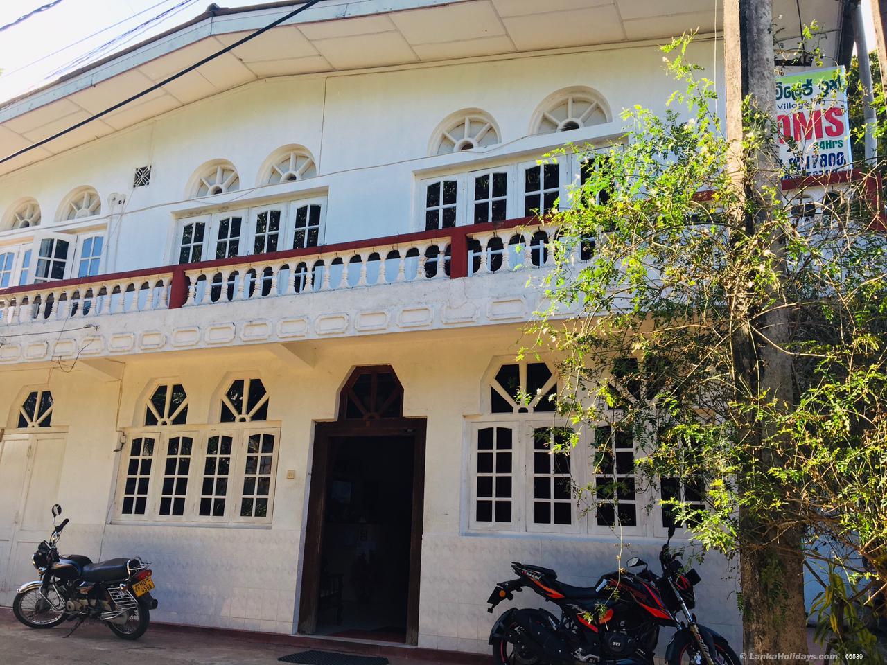 Serviced Guest Houses in Kandy Kandy Village Inn Heerassagala