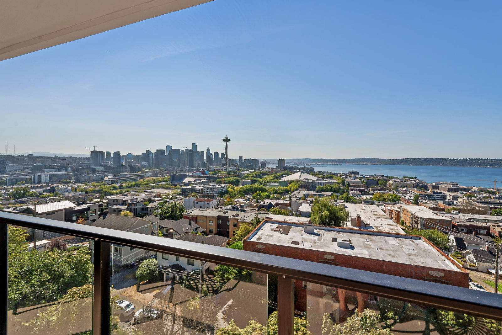 Queen Anne Condo For Rent 2067246497