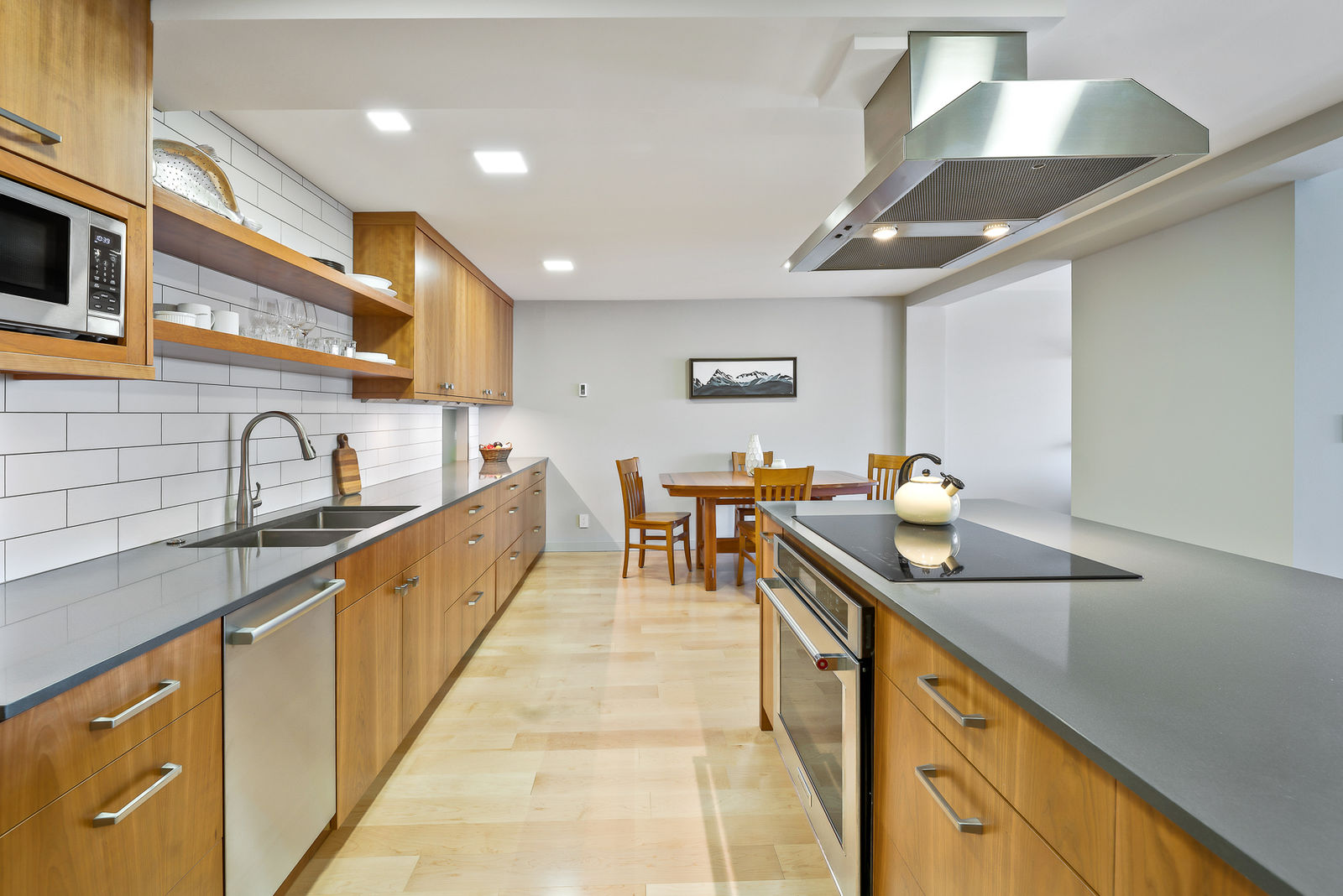 Queen Anne Condo For Rent 2067246497