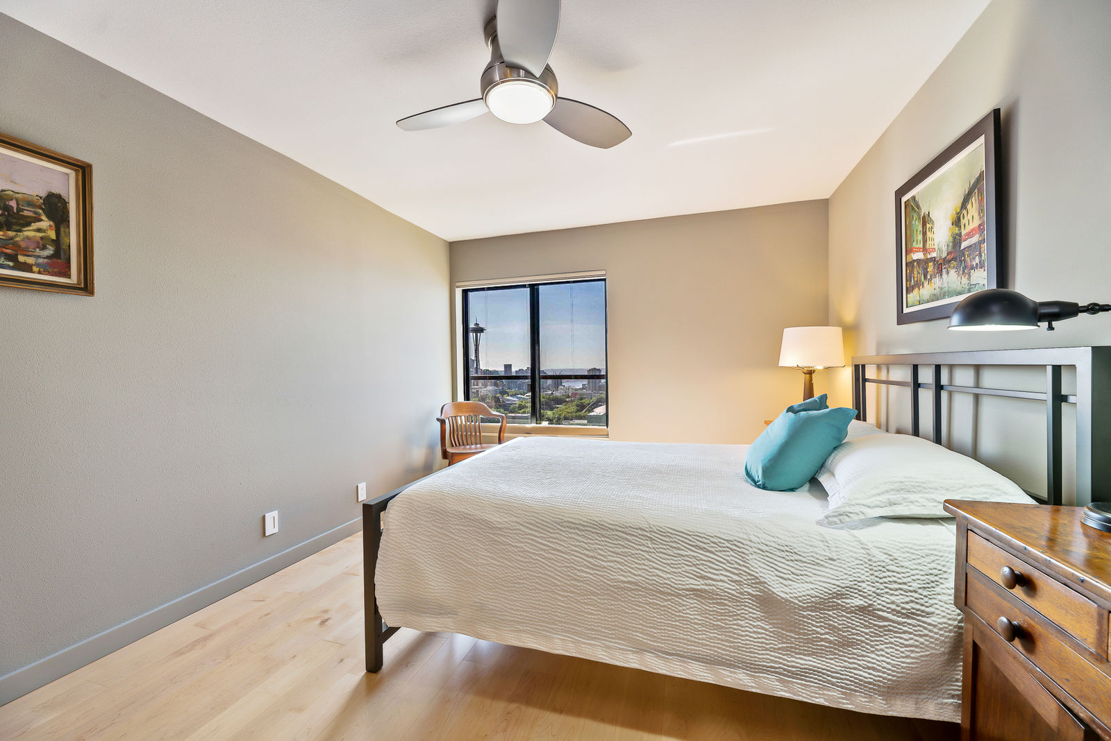 Queen Anne Condo For Rent 2067246497