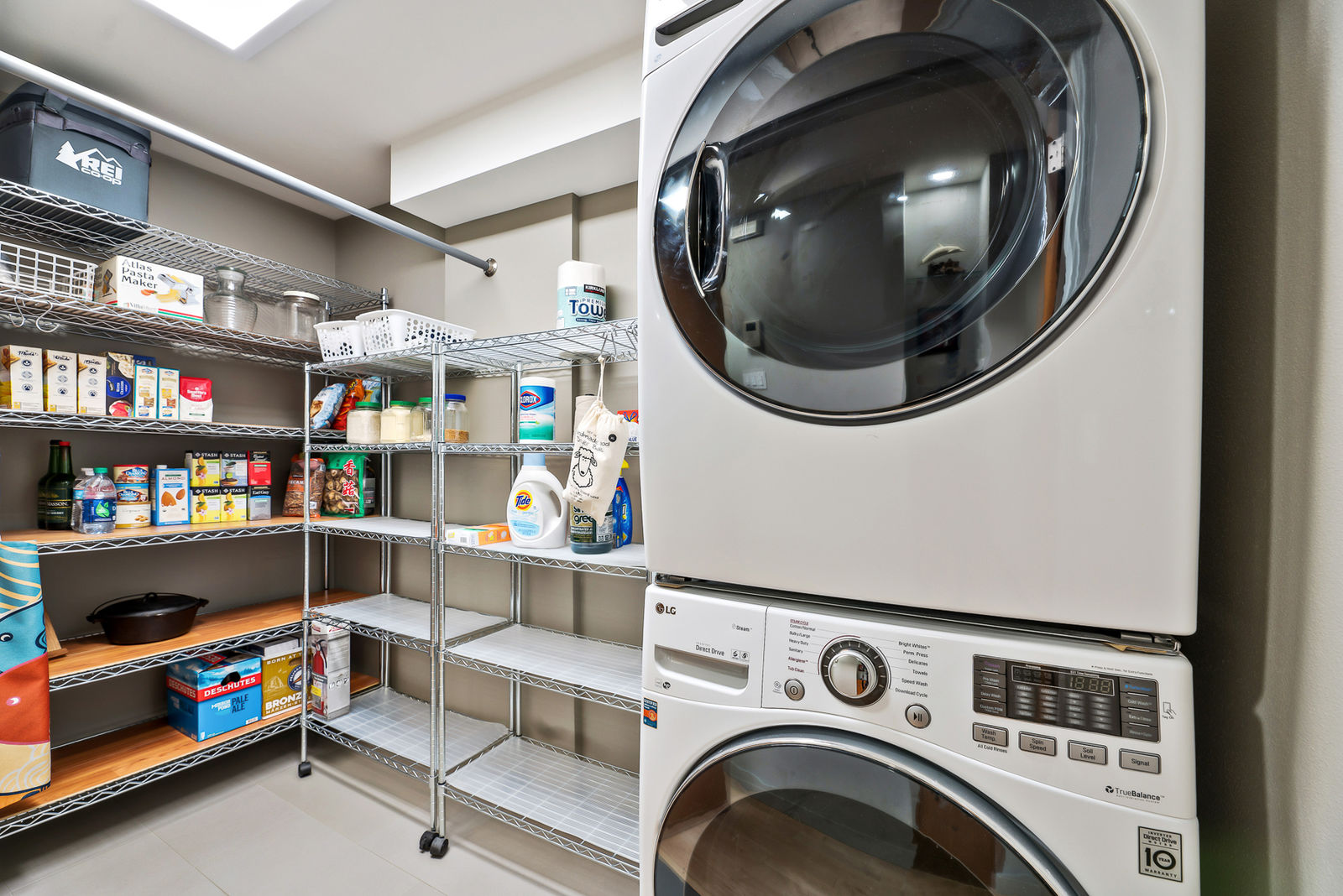 Queen Anne Condo For Rent 2067246497