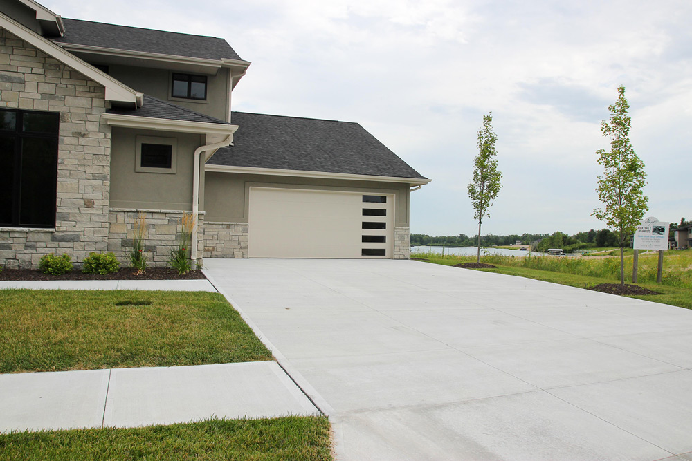 Bluewater Lanoha Real Estate Company