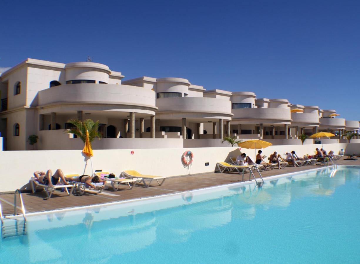 Stunning 2 bed apartment on Riviera Park Lanzarote Properties