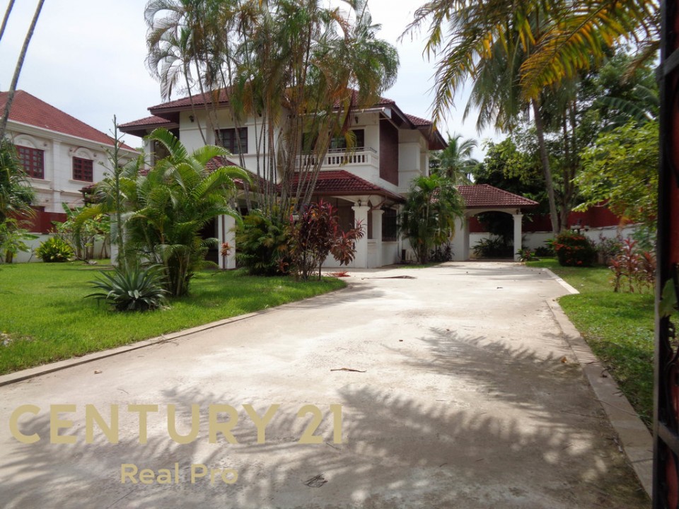 Century 21 Lanna Estate House For Rent In Sisattanak District