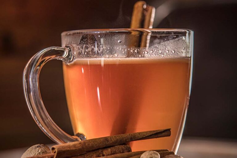 The Best Hot Cocktails for Winter La Patiala