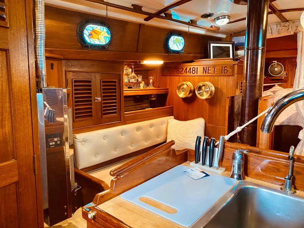 38' Shannon Pilothouse Cutter La Paz Yacht Sales