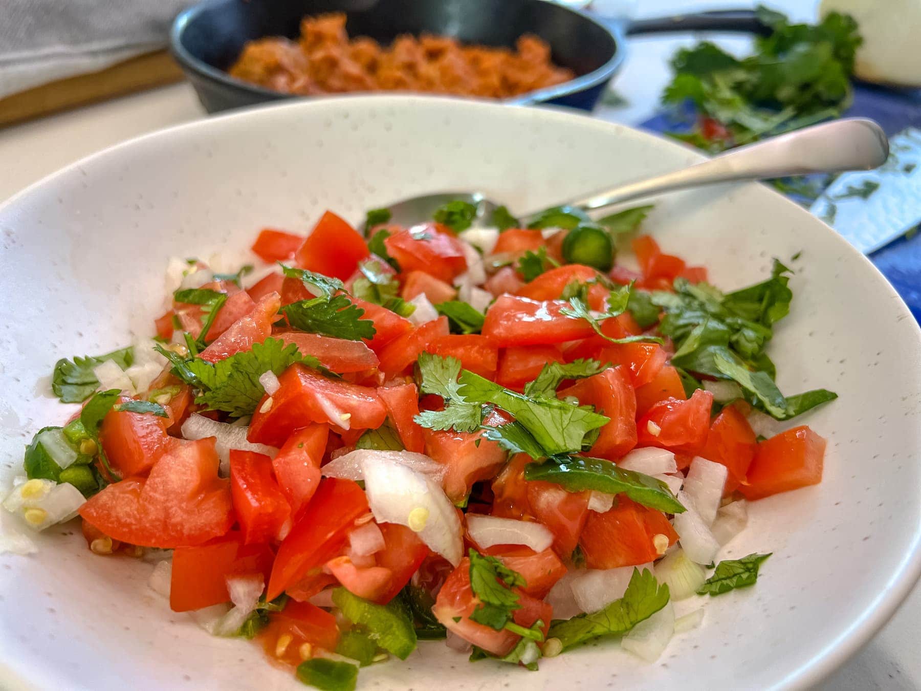 Pico de gallo, salsa fraîche mexicaine • Cuisine maison, Escapades