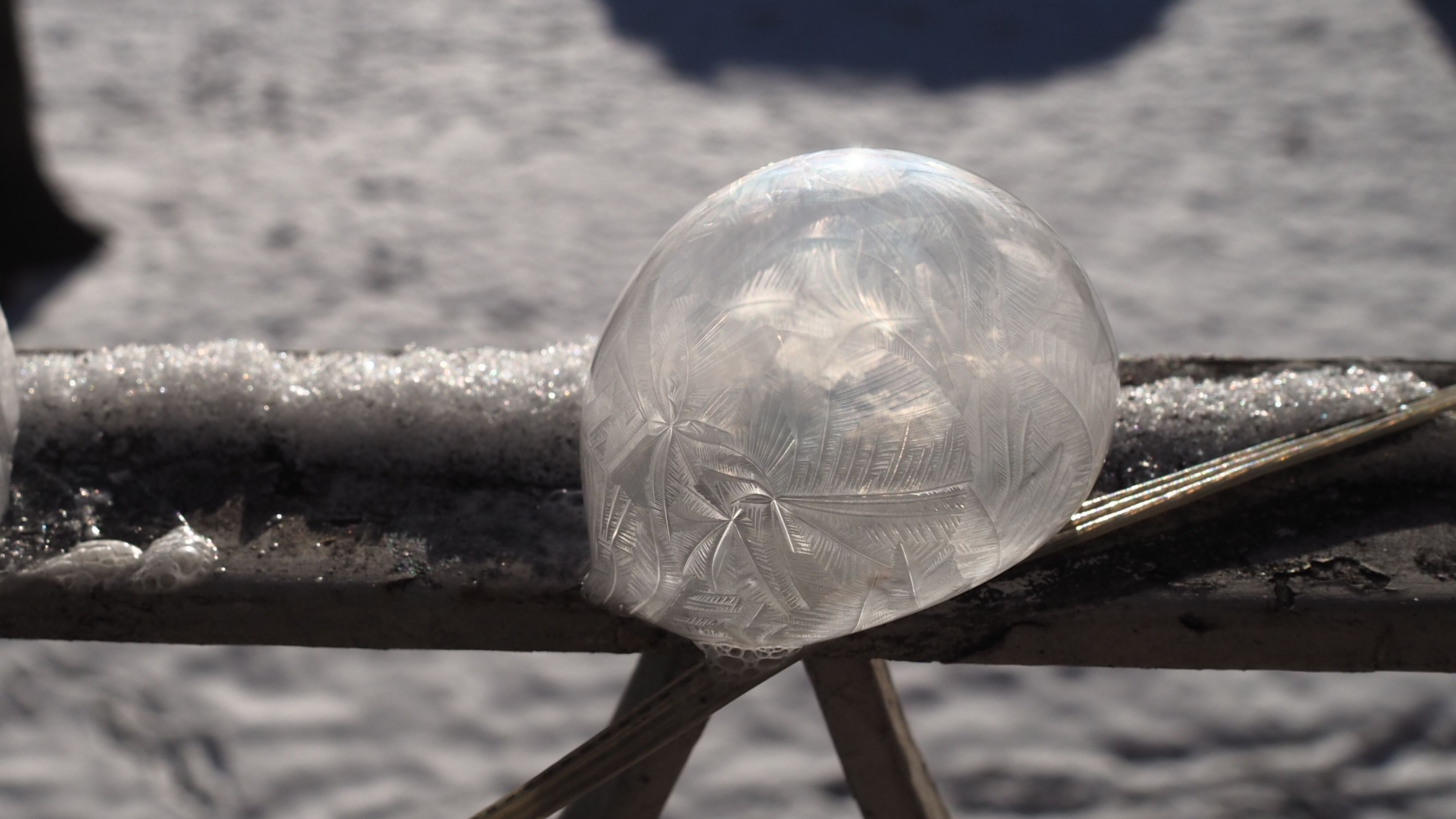 How to make Frozen Homemade Bubbles La Petite Watson