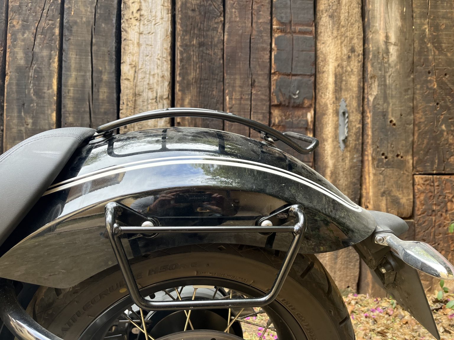 Tailgate luggage rack for Bmw R18 Satin Black La Poderosa Goods