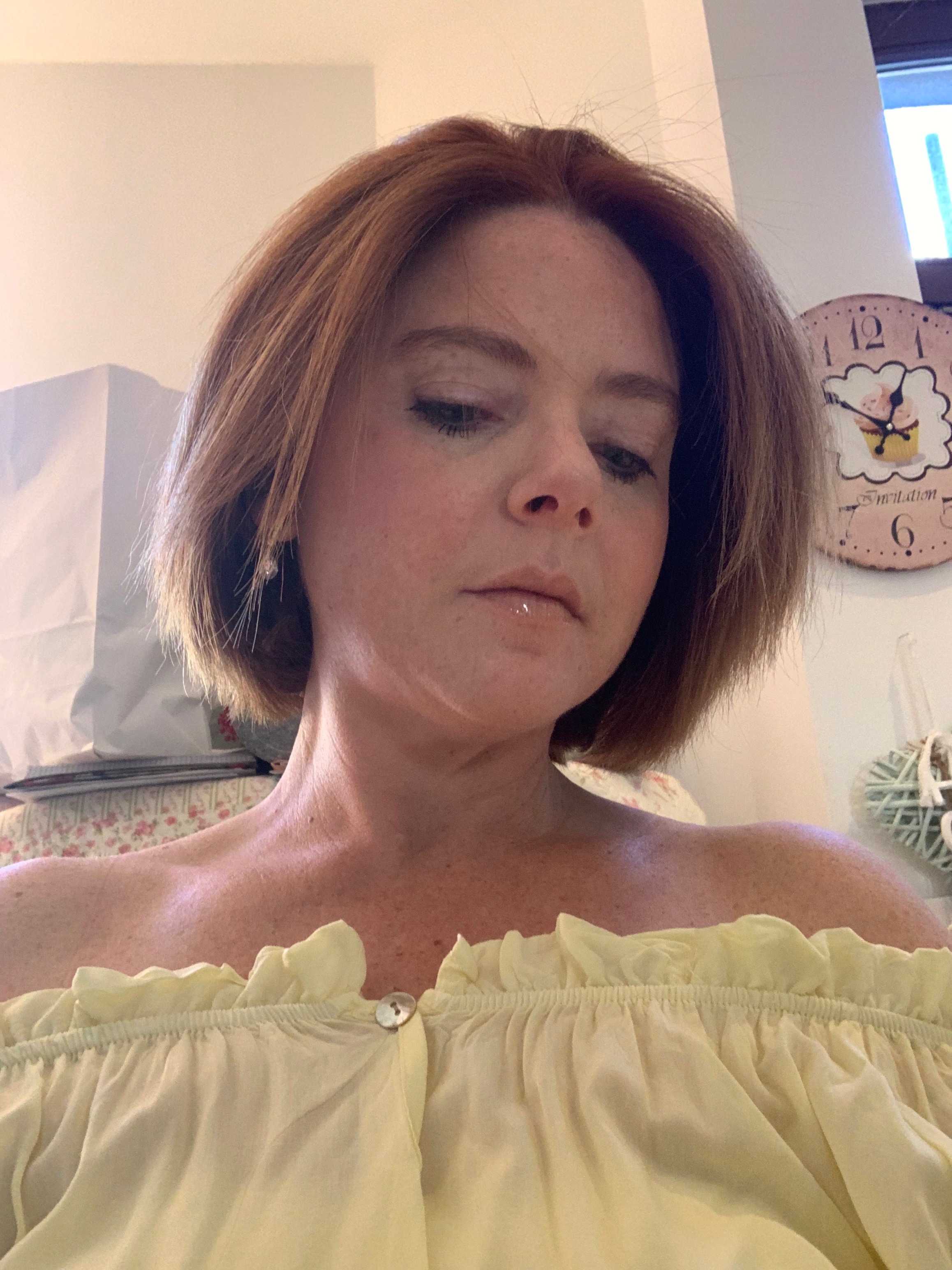 Lara Jones — Fotos