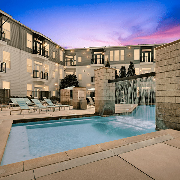 Multifamily Real Estate Laramar Apartments Homes