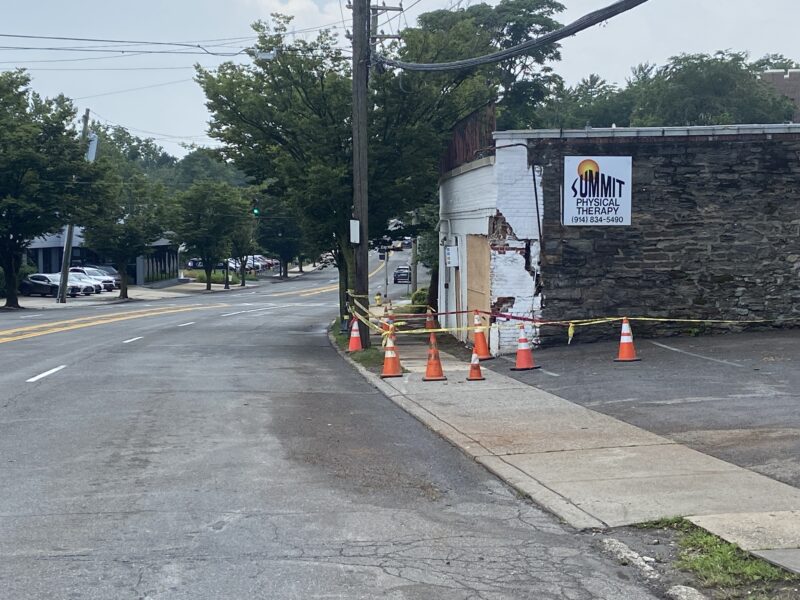 Larchmont Accident Kills One, One Injured theloop