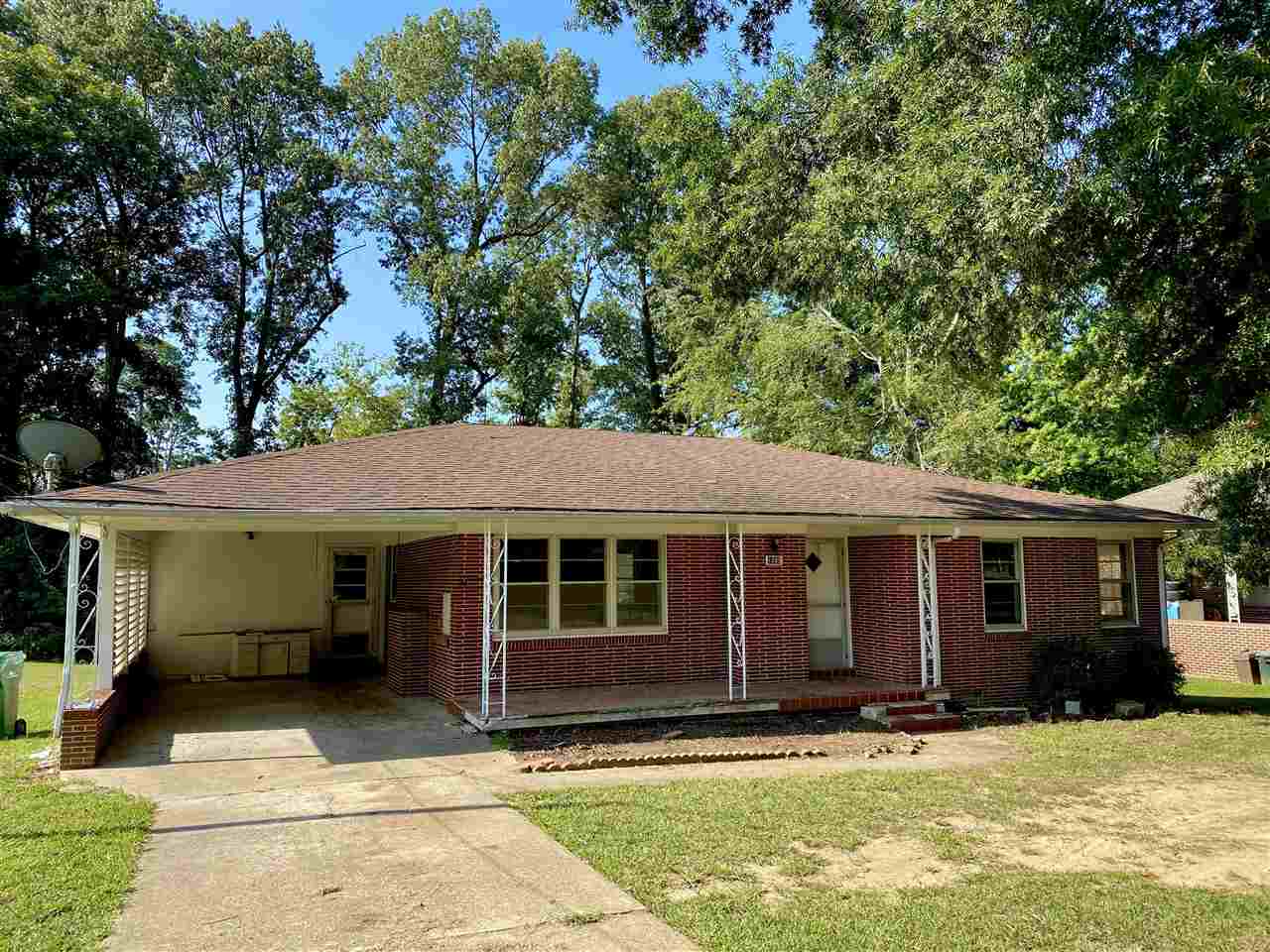 1099 Thompson Street LA Realty LLC