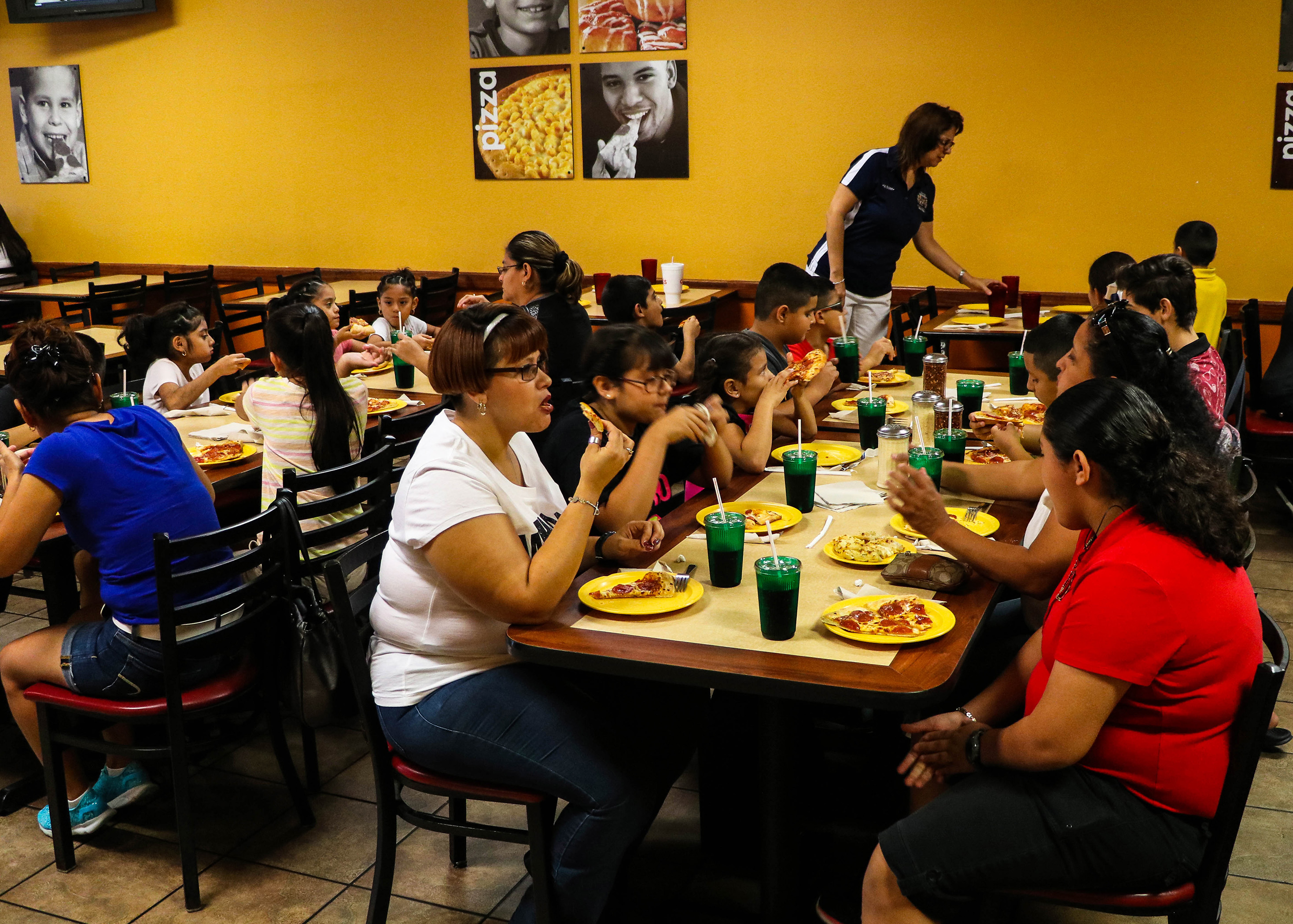 Academy Sports and Outdoors Helps United ISD Students Dress for Success