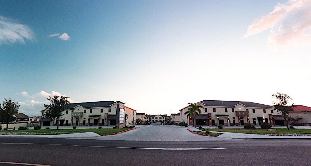 Avery Village Commercial Laredo Horizons Development Corporation