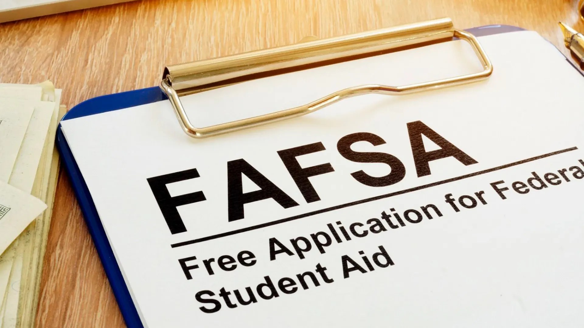 The FREE APPLICATION FEDERAL STUDENT AID La Revista Binacional