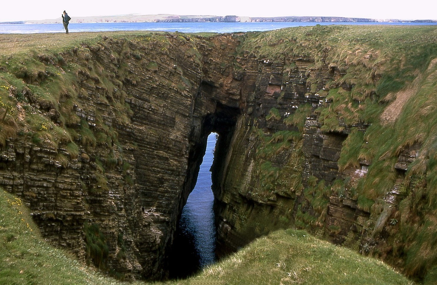 Orkney Image Library Swona, the Gloup