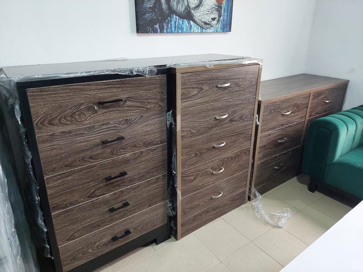 AMAZON 016 SERIES CHEST OF DRAWERS (AVAILABLE FOR IMMEDIATE PICKUP