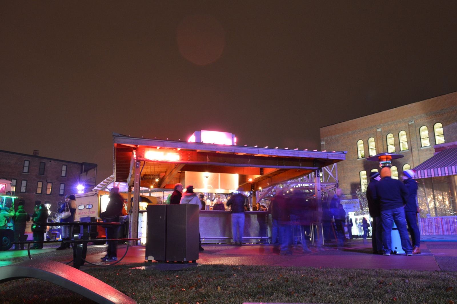 4th Annual Holiday Live at Larkin Larkin Square