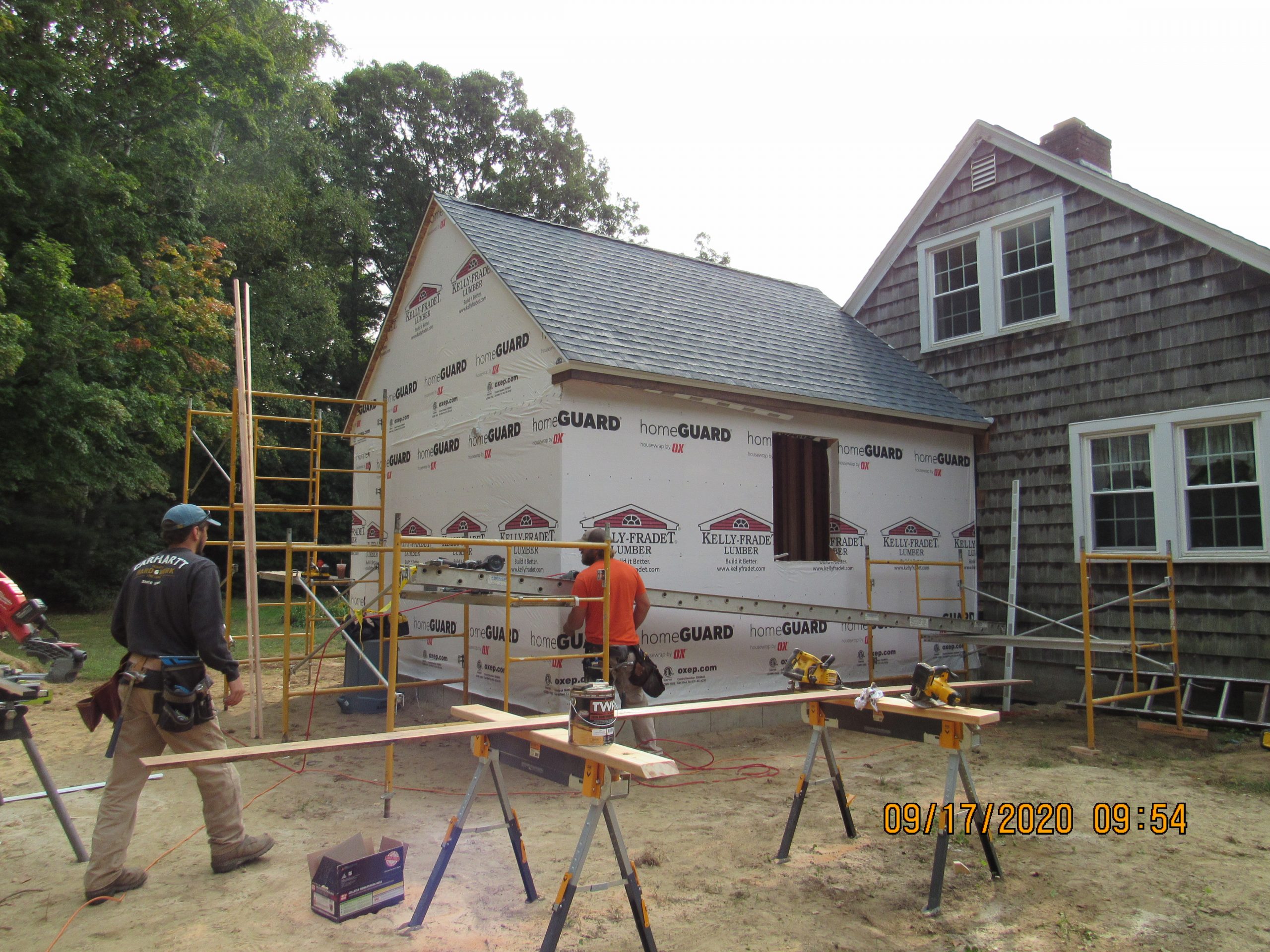 Expansion LaRoche Builders