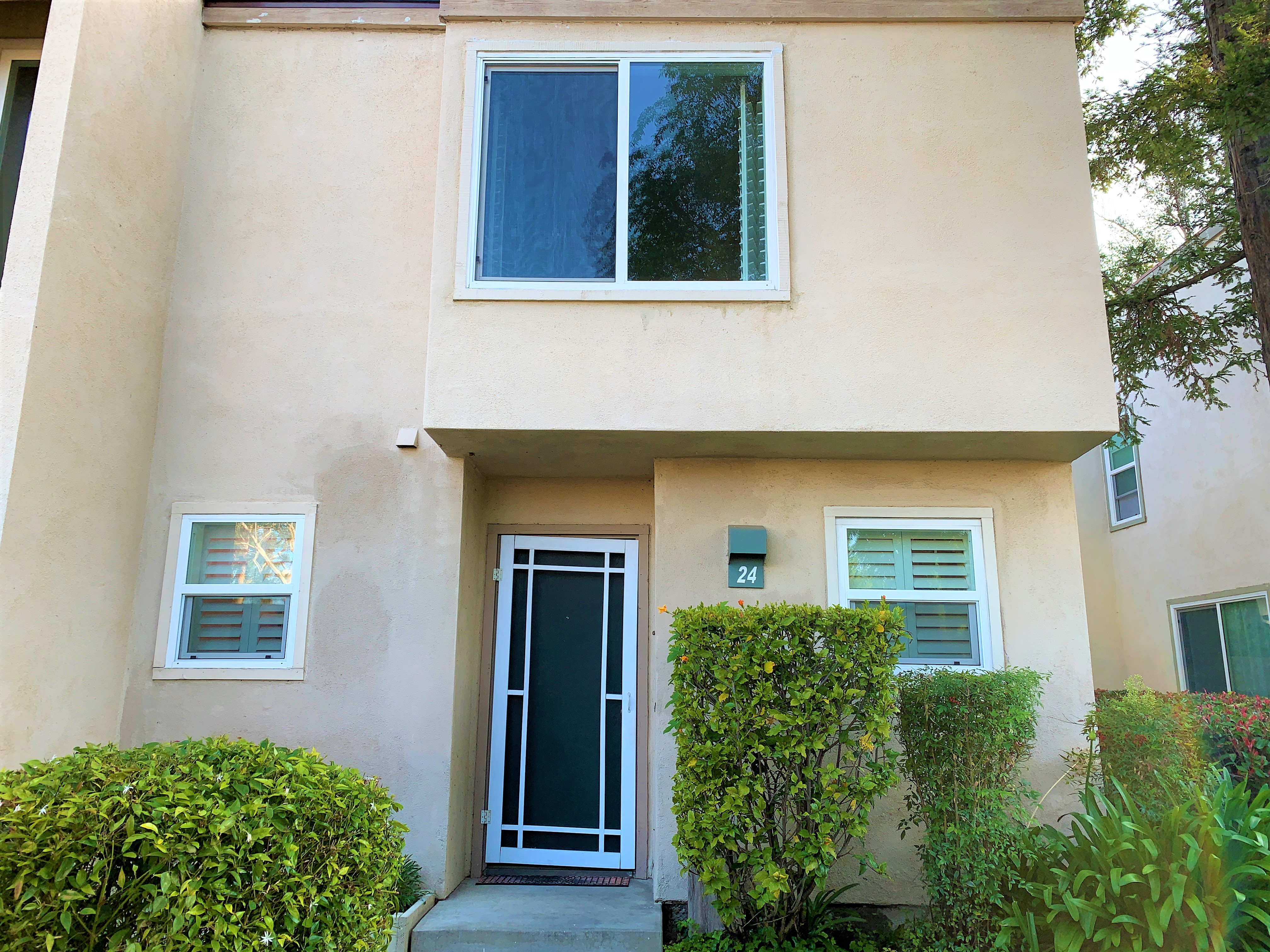 PROBATE 5927 E Creekside Ave. 24, Orange, CA 92869 LaRoche Team