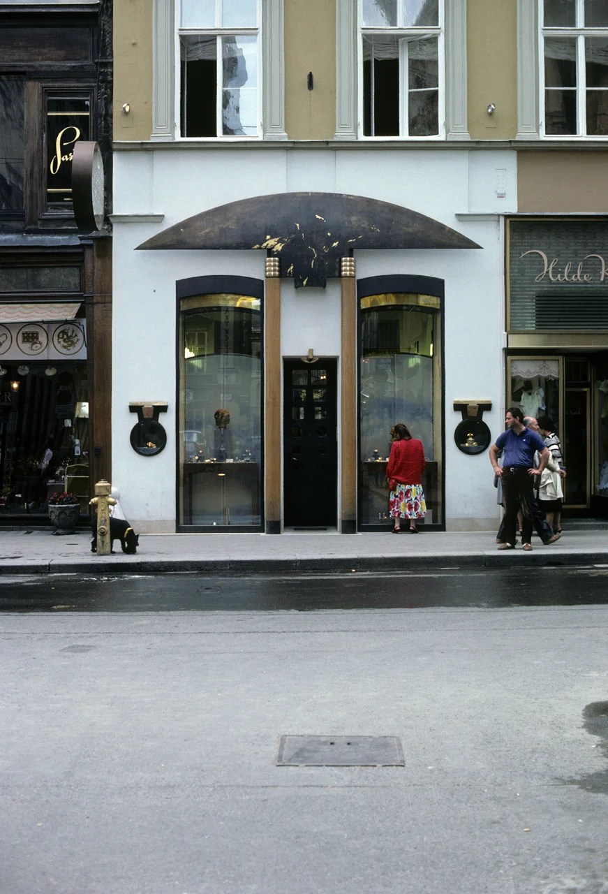 Schullin Jewelry Shop Larry Speck