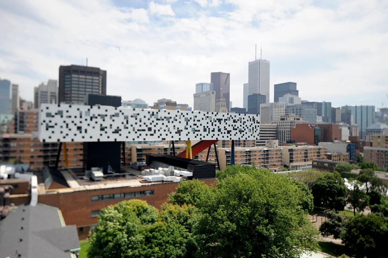 Ontario College of Art & Design, Sharp Center for Design Larry Speck