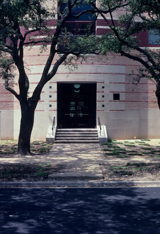 Robert H. Herring Hall at Rice University Larry Speck