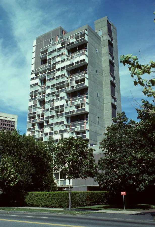 Peabody Terrace at Harvard University Larry Speck