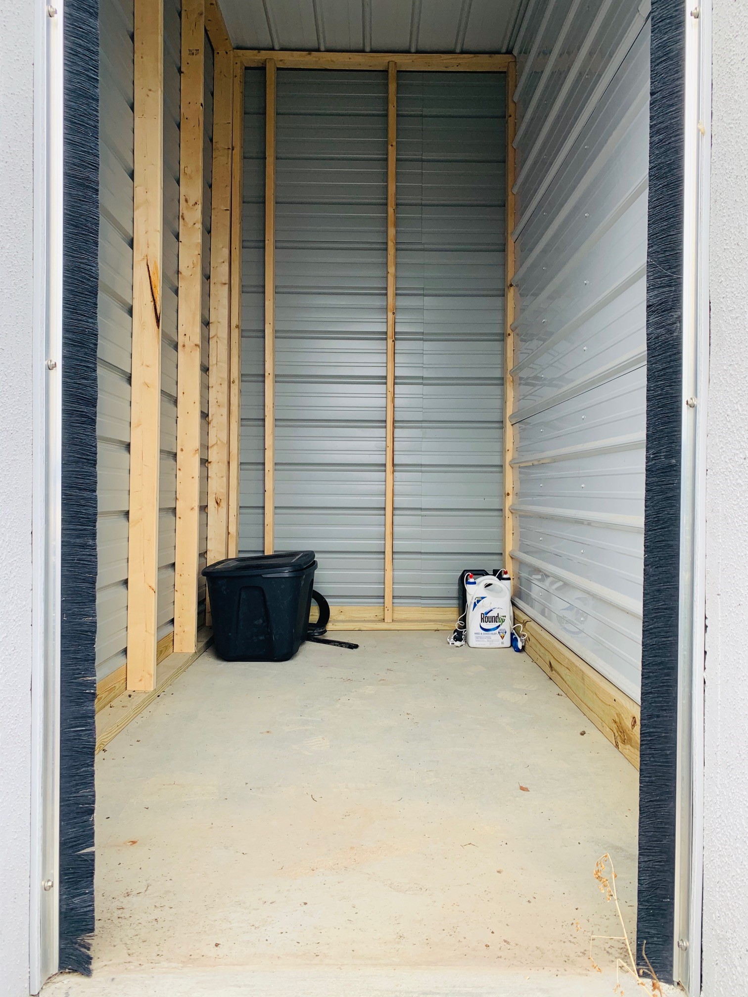 Storage Units Available, Moving Storage Ely, IA Larson Leasing Storage