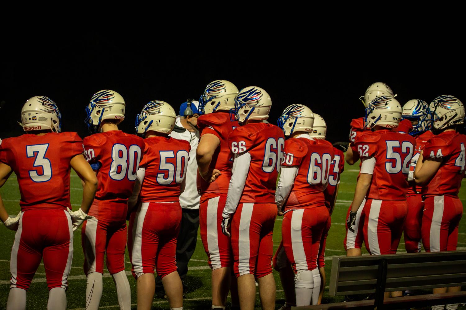 Football Falls to Hood River Valley 1430 In First Game of the Season