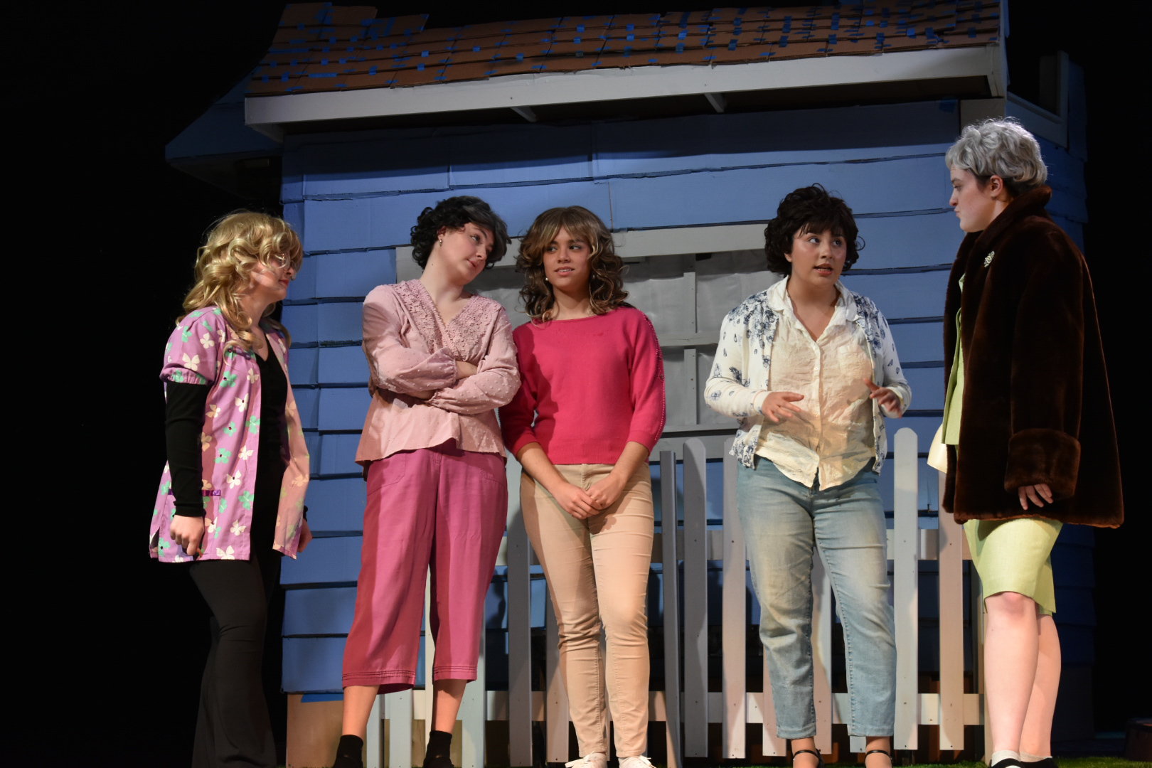 Fall Play Steel Magnolias Debuts This Week The La Salle Falconer