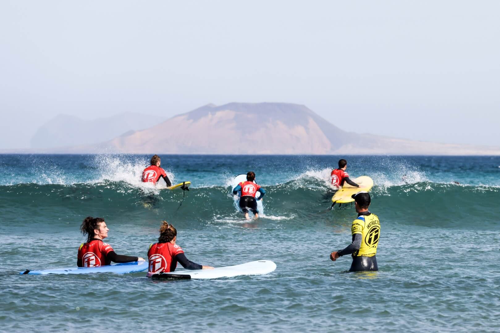 Escuela de Surf en Lanzarote La Santa Surf Procenter