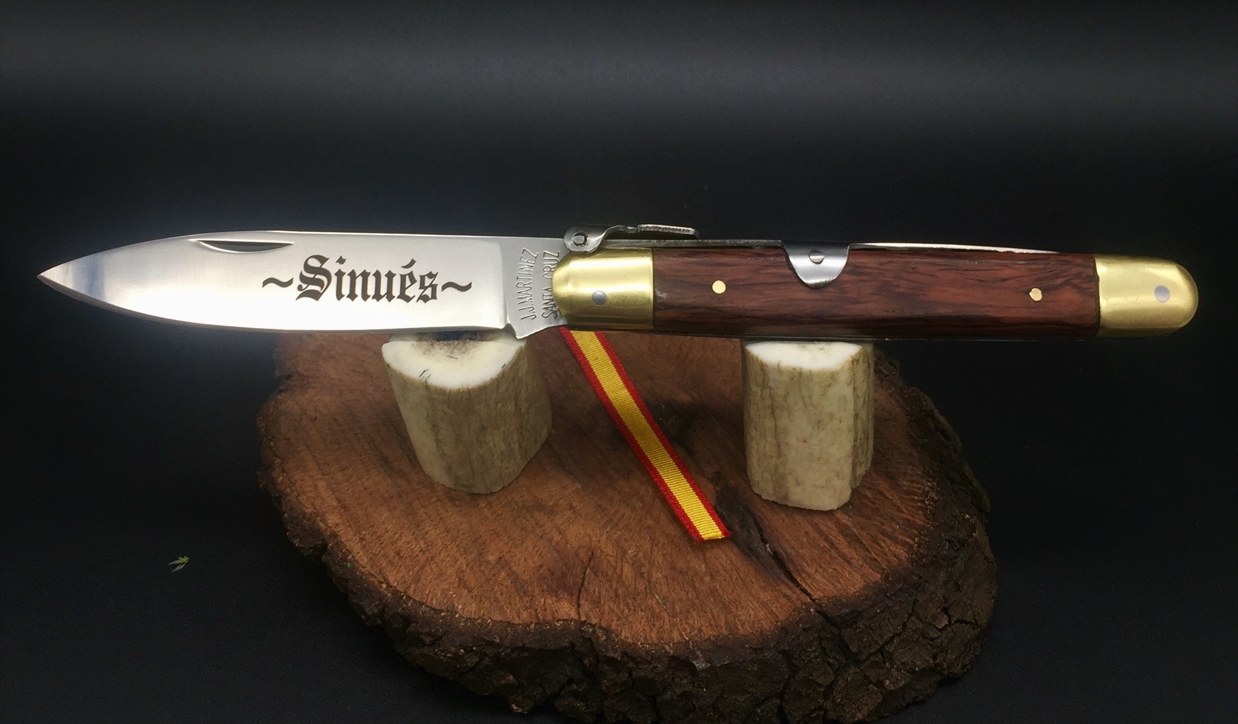 Navaja machete Grabado personalizado J J MARTINEZ santa cruz de mudela