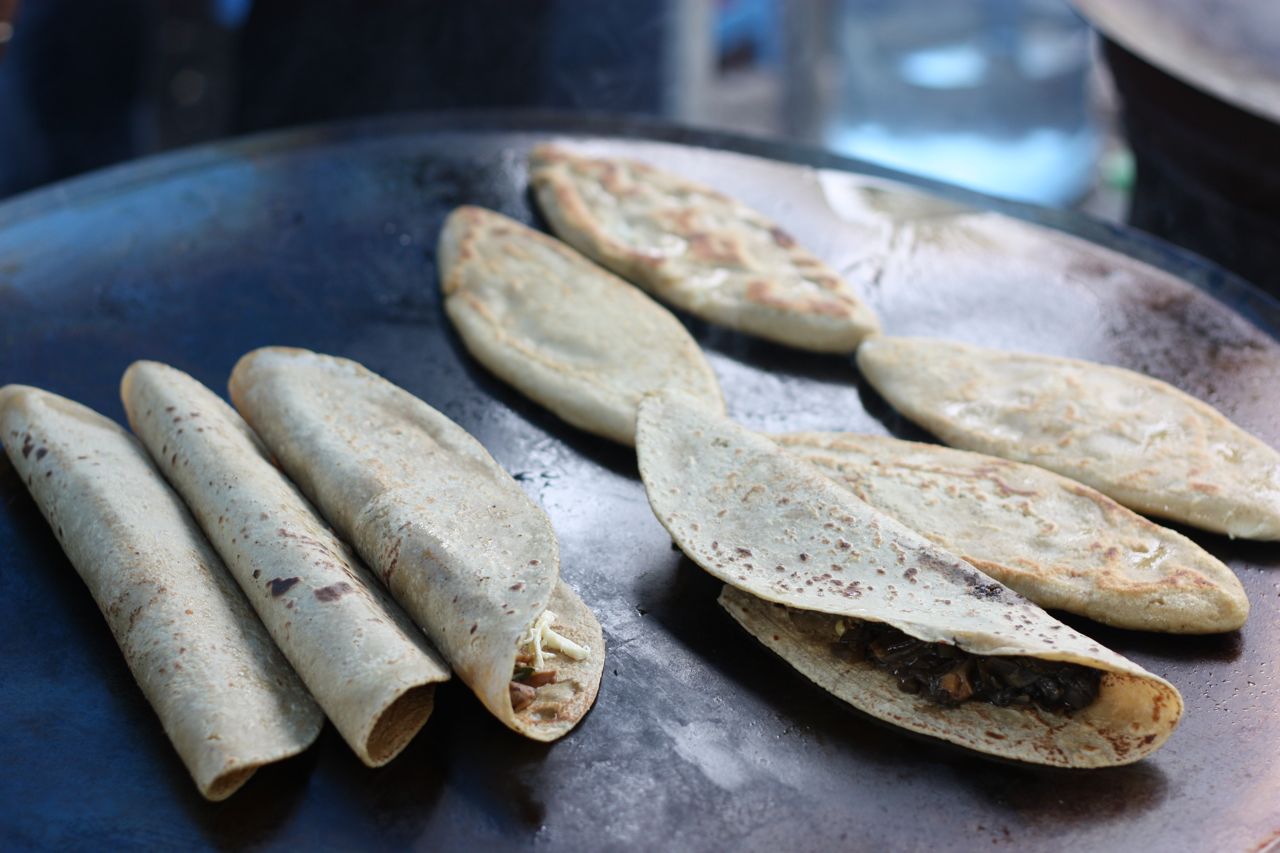 QUESADILLAS — Las Ficheras