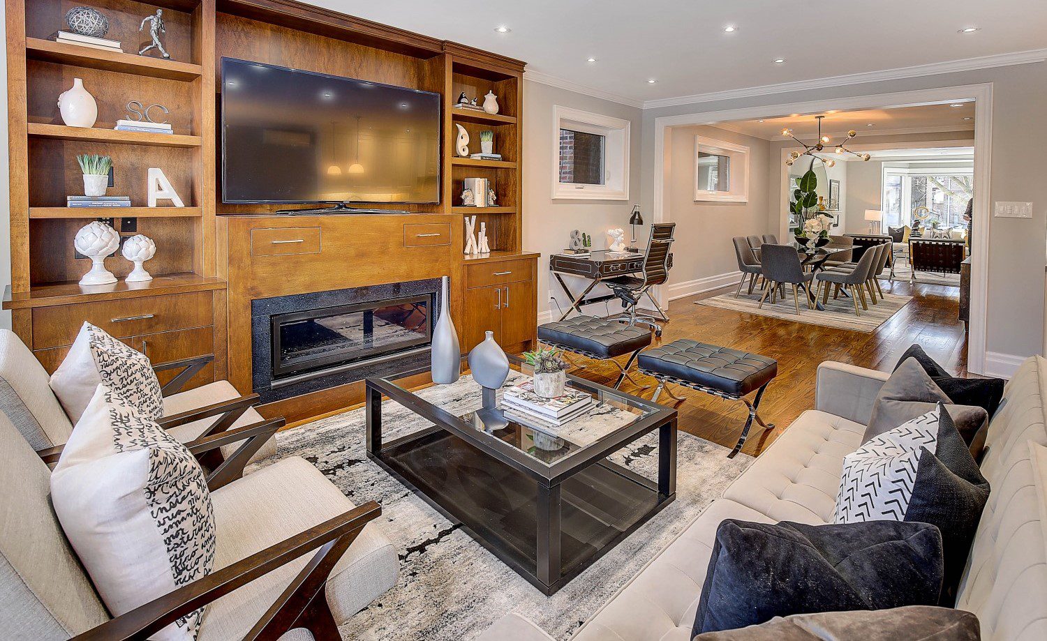 Home Staging in Chaplin Estates, Toronto. Sold in only 1 Day!